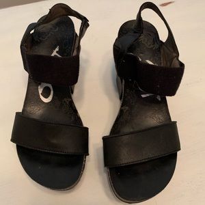 OTBT Bushnell Wedge-Black